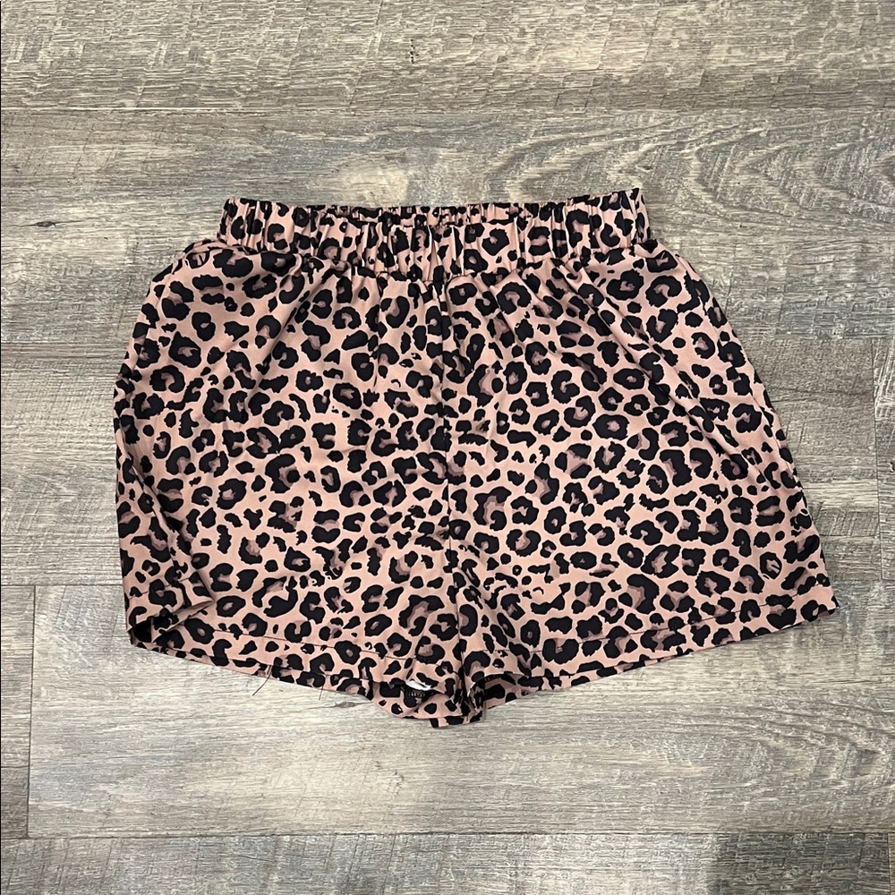 Amazon Leopard Print Set - Picture 2 of 4